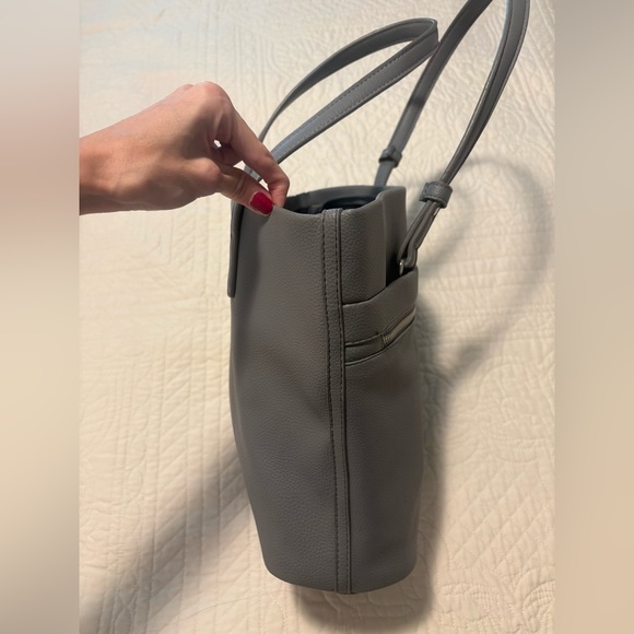Kenneth Cole Reaction Pebbled Leather Gray Shoulder Bag - Picture 6 of 16